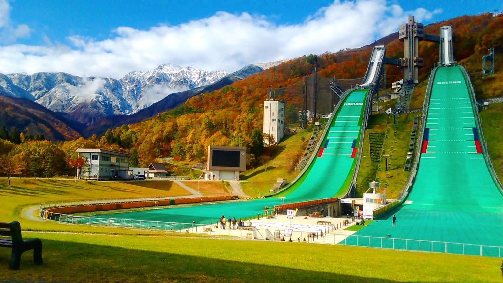 Sunny Side Hut Bed & Breakfast Hakuba Ngoại thất bức ảnh