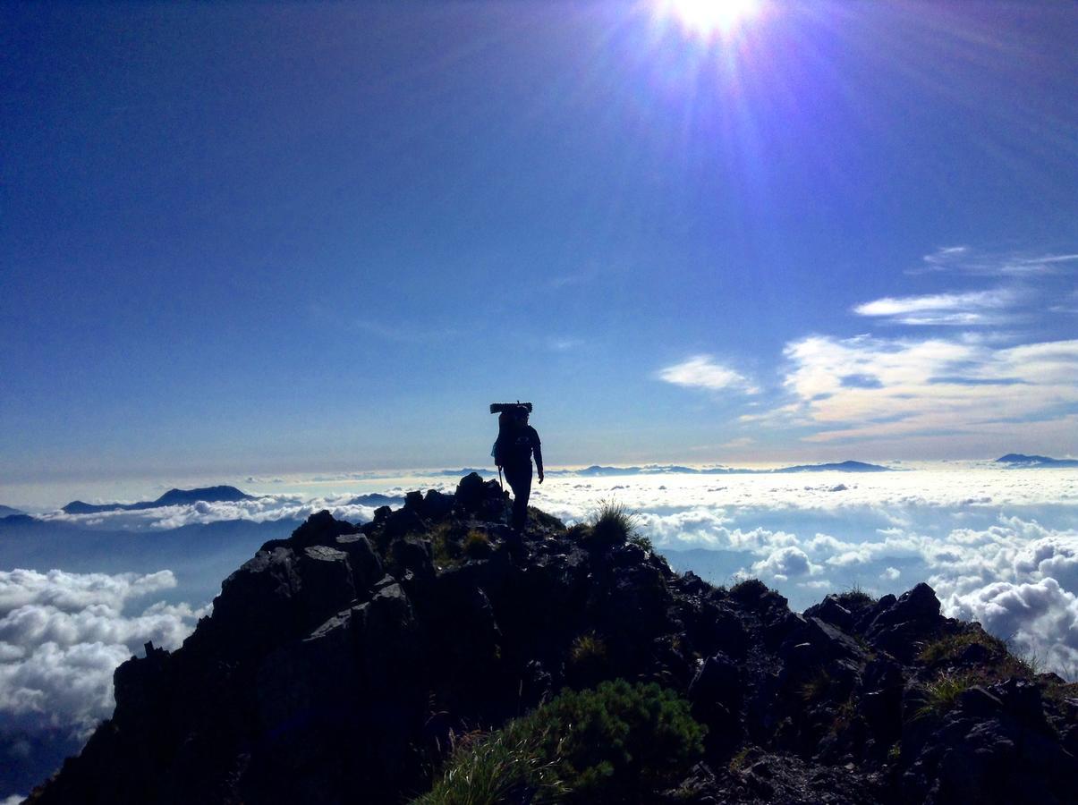 Sunny Side Hut Bed & Breakfast Hakuba Ngoại thất bức ảnh